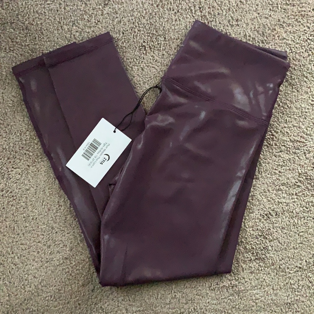 Plum Metallic light n tight leggings size 6-8